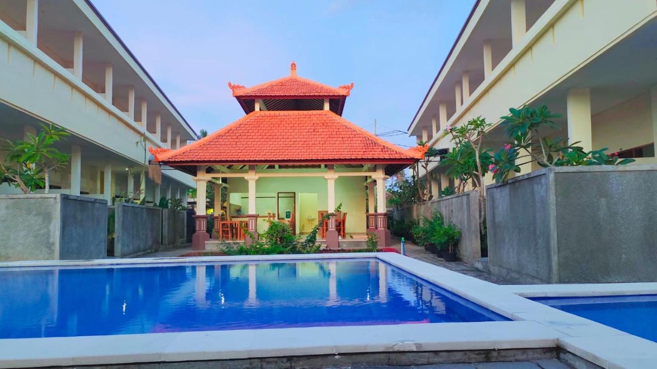 The Laviana Hotel Lovina  Ngoại thất bức ảnh