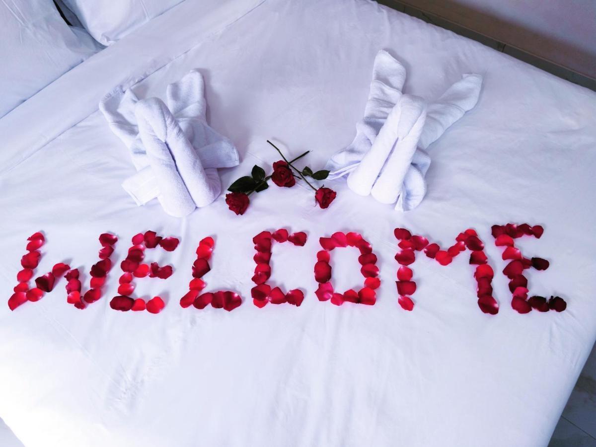 The Laviana Hotel Lovina  Ngoại thất bức ảnh