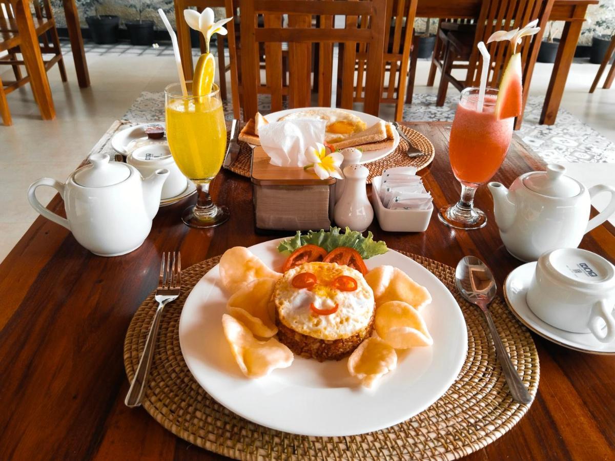 The Laviana Hotel Lovina  Ngoại thất bức ảnh
