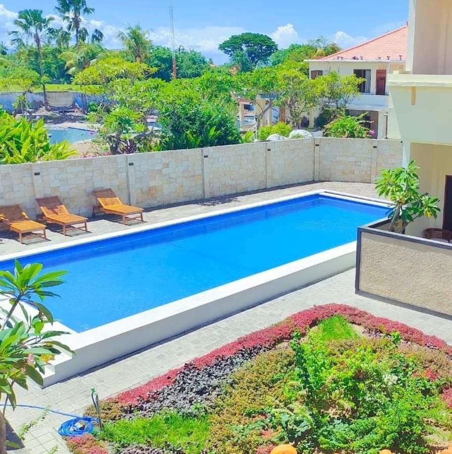 The Laviana Hotel Lovina  Ngoại thất bức ảnh